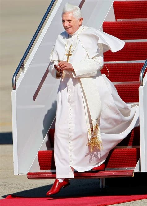 pope with red shoes